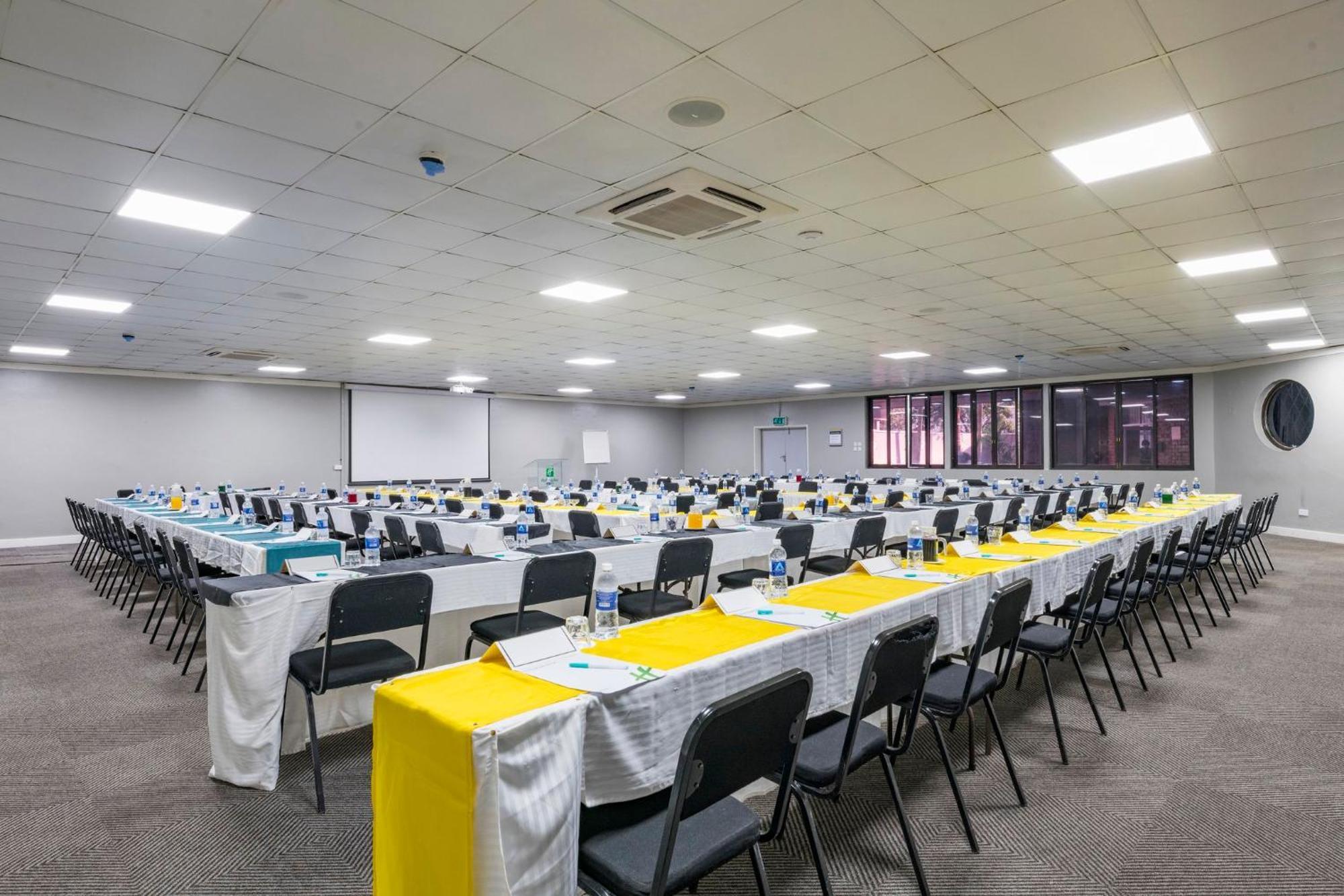 Holiday Inn - Mutare By Ihg מראה חיצוני תמונה